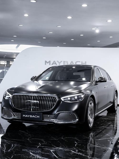 深圳100岚图汽车的售后服务让用户无忧出行，迈巴赫未来的豪华车趋势